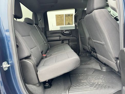Used 2021 Chevrolet Silverado 2500 LT w/ Convenience Package image 15