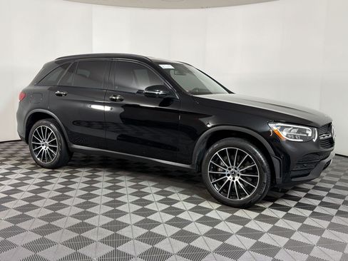 Used 2022 Mercedes-Benz GLC 300 image 6