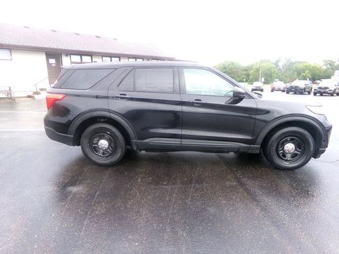 Used 2022 Ford Explorer 4WD Police Interceptor image 2
