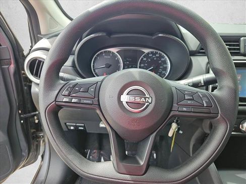 Certified 2025 Nissan Versa S w/ S Plus Package FWD image 10