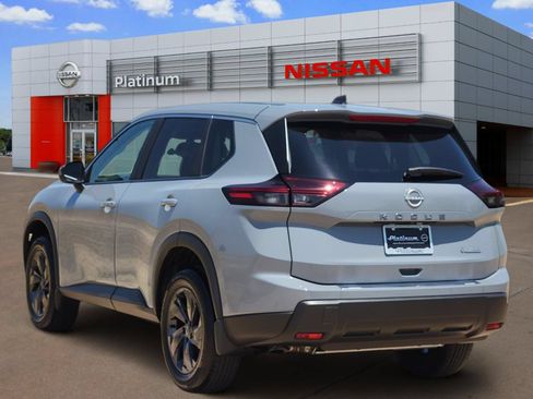 New 2026 Nissan Rogue SV w/ Cold Weather Package FWD image 5