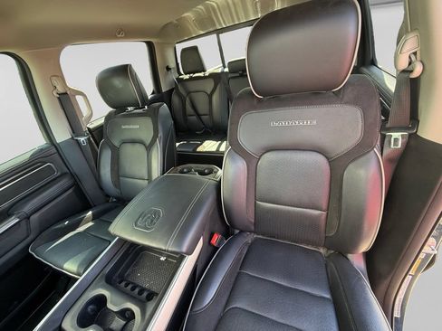Used 2022 RAM 1500 Laramie AWD/4WD image 23