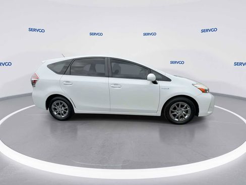 Used 2016 Toyota Prius V Two FWD image 9