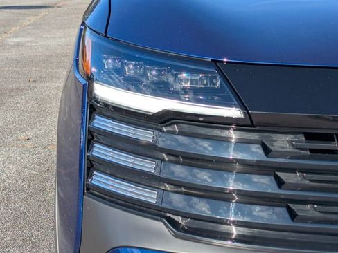 New 2026 Nissan Kicks SV w/ SV Premium Package image 9