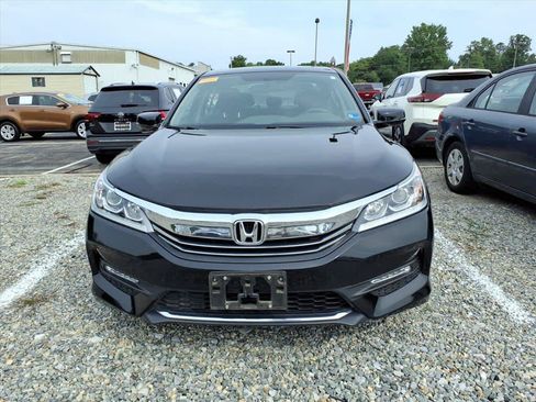 Used 2017 Honda Accord EX image 6