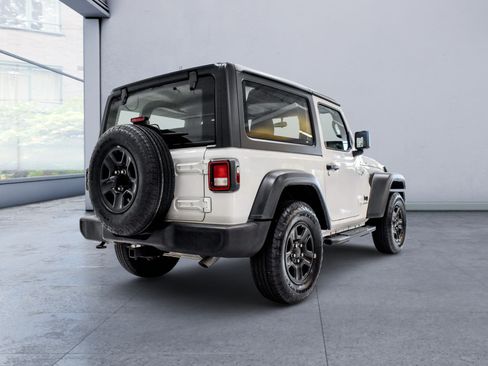 Used 2024 Jeep Wrangler Sport AWD/4WD image 4