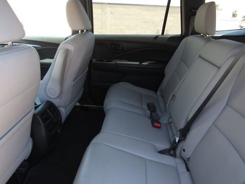 Certified 2023 Honda Passport EX-L image 15
