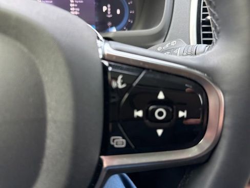 Used 2024 Volvo XC90 B6 Plus w/ Protection Package image 24