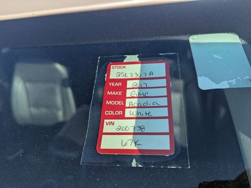 Used 2017 GMC Acadia SLT image 10