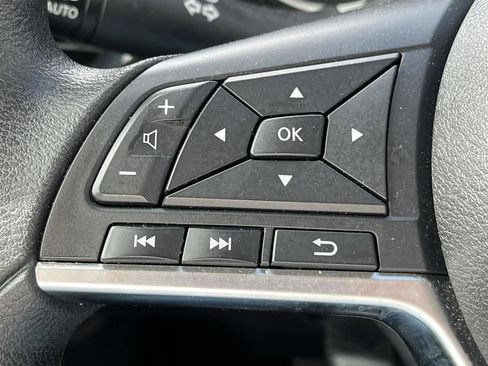 Used 2024 Nissan Sentra SV image 23