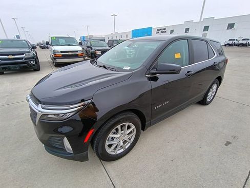 Used 2023 Chevrolet Equinox LT w/ Driver Convenience Package FWD image 5