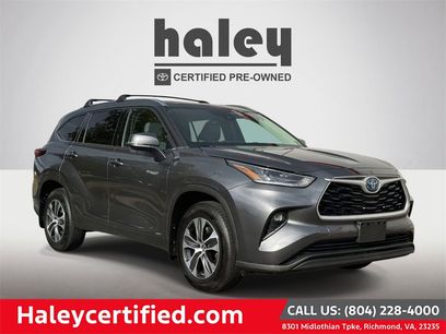 Used 2021 Toyota Highlander XLE