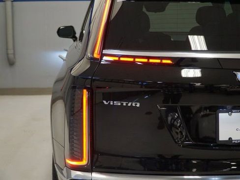 New 2026 Cadillac Vistiq Premium Luxury AWD/4WD image 4