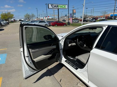 Used 2018 Honda Accord LX image 16