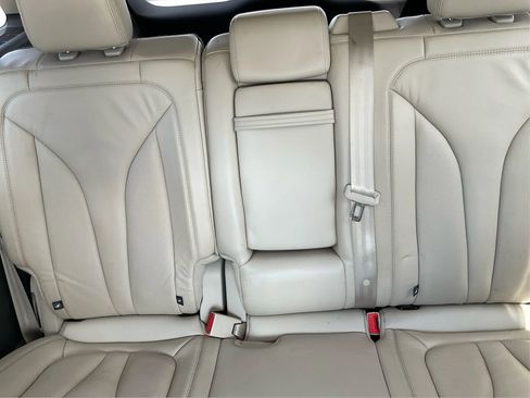 Used 2016 Lincoln MKX Select w/ Select Plus Package FWD image 14