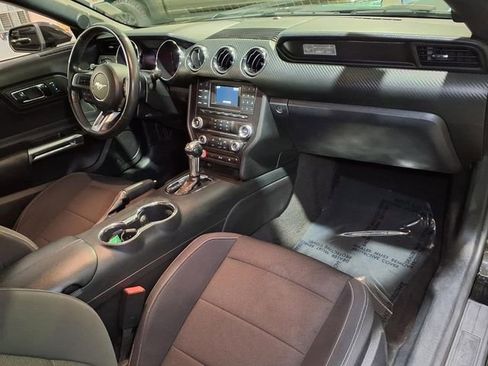 Used 2015 Ford Mustang Convertible w/ Equipment Group 051A RWD image 28