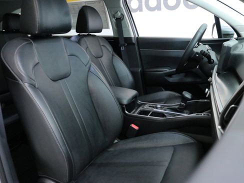 Used 2024 Kia Sorento S w/ Panoramic Sunroof Package image 31