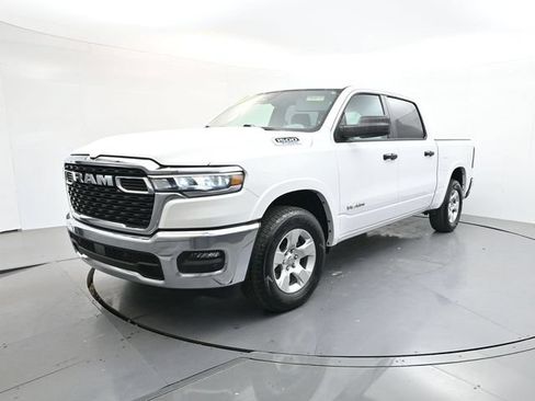 Used 2025 RAM 1500 Big Horn AWD/4WD image 3