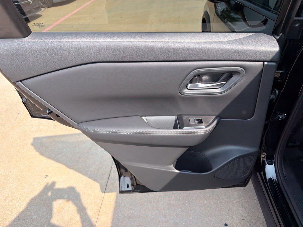 New 2026 Nissan Rogue SV FWD image 13
