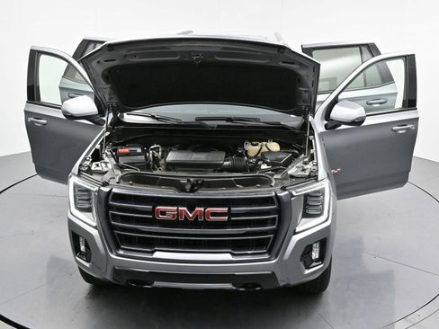 Used 2023 GMC Yukon AT4 image 44