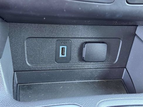 Used 2018 Ford Escape SE AWD/4WD image 9