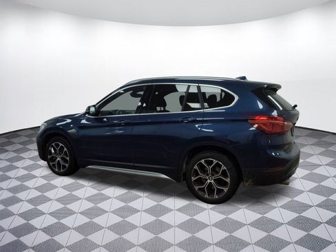 Certified 2022 BMW X1 xDrive28i w/ Convenience Package image 3