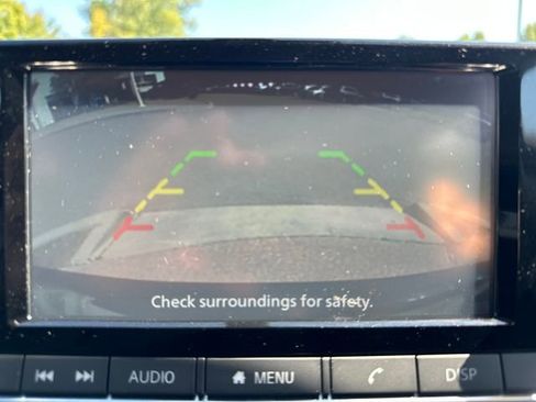 Used 2025 Nissan Sentra S image 17