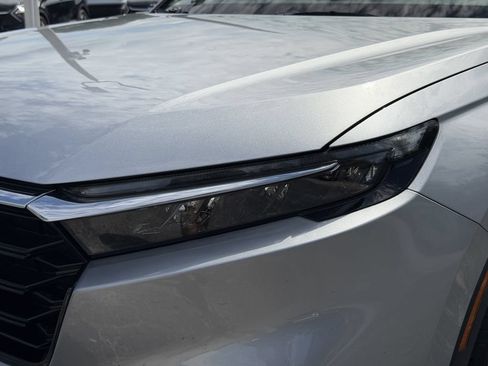 Used 2025 Honda CR-V EX-L image 10