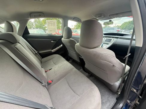 Used 2015 Toyota Prius Two FWD image 12