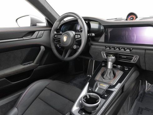 Used 2022 Porsche 911 GT3 image 16