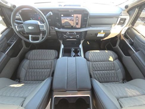 Used 2026 Ford F250 Platinum w/ Platinum Plus Package AWD/4WD image 36