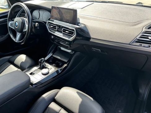 Used 2022 BMW X4 xDrive30i AWD/4WD image 10