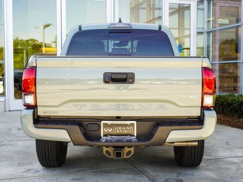 Used 2023 Toyota Tacoma TRD Sport RWD image 11
