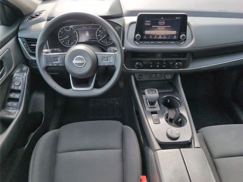 Used 2024 Nissan Rogue S AWD/4WD image 33