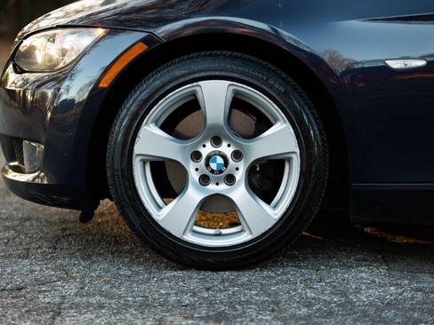 Used 2009 BMW 328i Convertible image 11