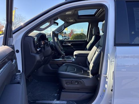 New 2025 Chevrolet Silverado 1500 RST w/ Convenience Package II image 10