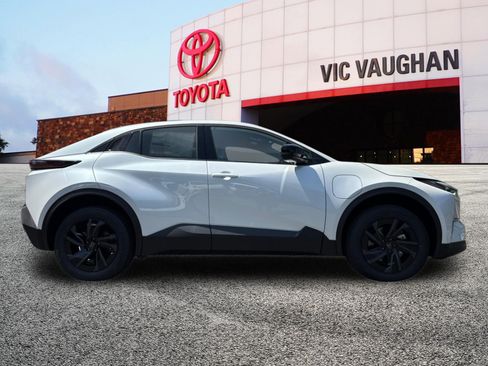 New 2026 Toyota C-HR AWD/4WD image 37