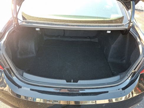 Used 2024 Chevrolet Malibu LT image 18