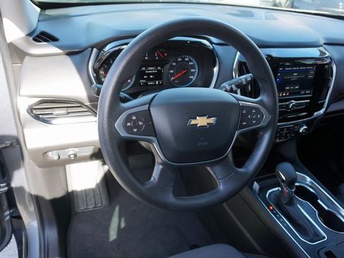 Used 2021 Chevrolet Traverse LS image 13