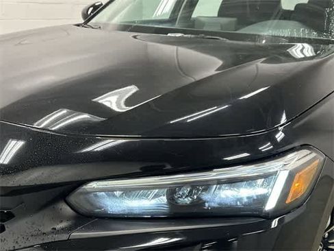 Certified 2024 Honda Civic EX-L image 31