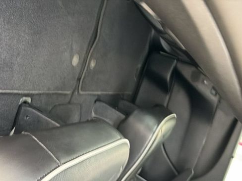 Used 2026 Chrysler Pacifica Limited FWD image 26