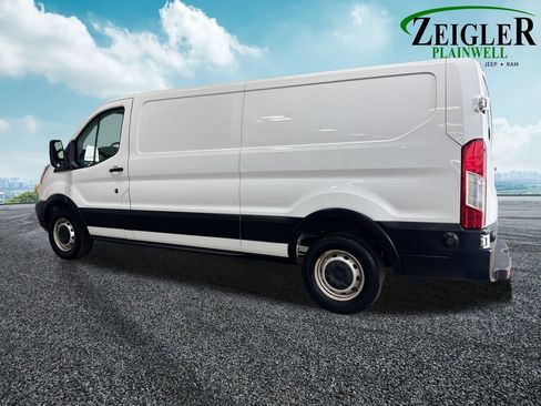Used 2019 Ford Transit 150 148 Low Roof RWD image 3
