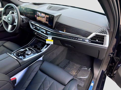 New 2026 BMW X5 sDrive40i w/ M Sport Package image 14