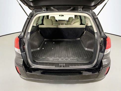 Used 2012 Subaru Outback 2.5i Premium AWD/4WD image 24