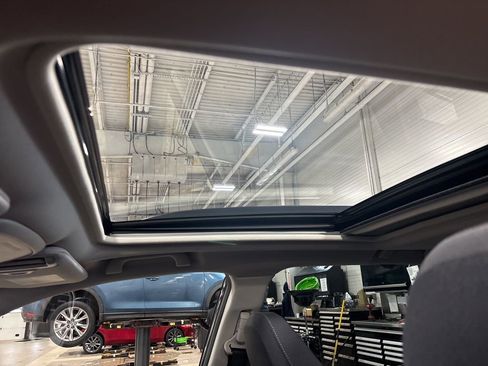 Certified 2023 Subaru Forester Premium image 26