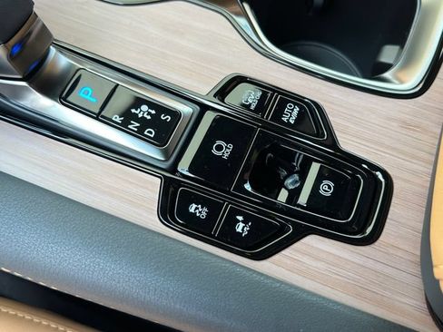 New 2026 Lexus RX 450h AWD w/ Convenience Package image 25