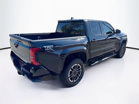 Used 2024 Toyota Tacoma TRD Sport image 5