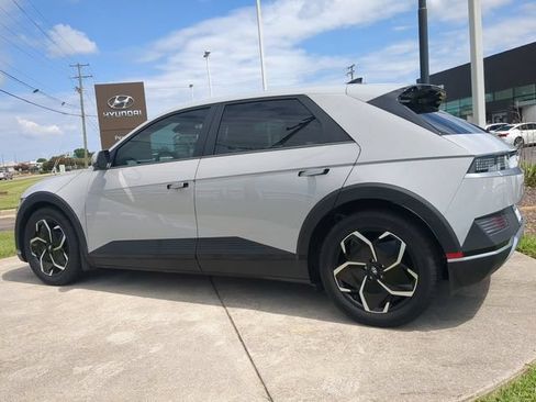 Used 2023 Hyundai Ioniq 5 SEL RWD image 6