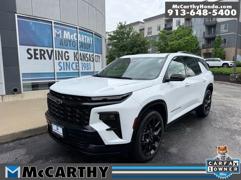 Used 2024 Chevrolet Traverse RS AWD/4WD image 1