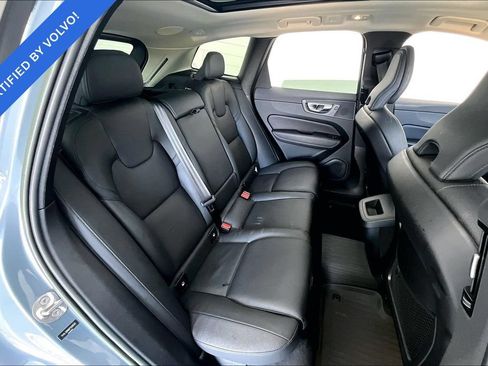 Certified 2023 Volvo XC60 B5 Plus AWD/4WD image 35